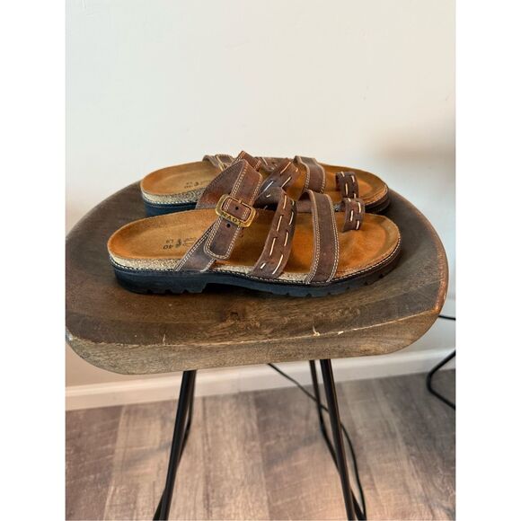 Naot Brown Leather Thick Stitch Toe Ring Sandals sz 40 or US 9 - Picture 3 of 8